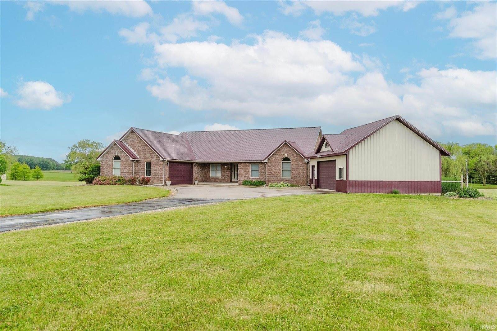 6445 E US Highway 35, Losantville, IN 47354