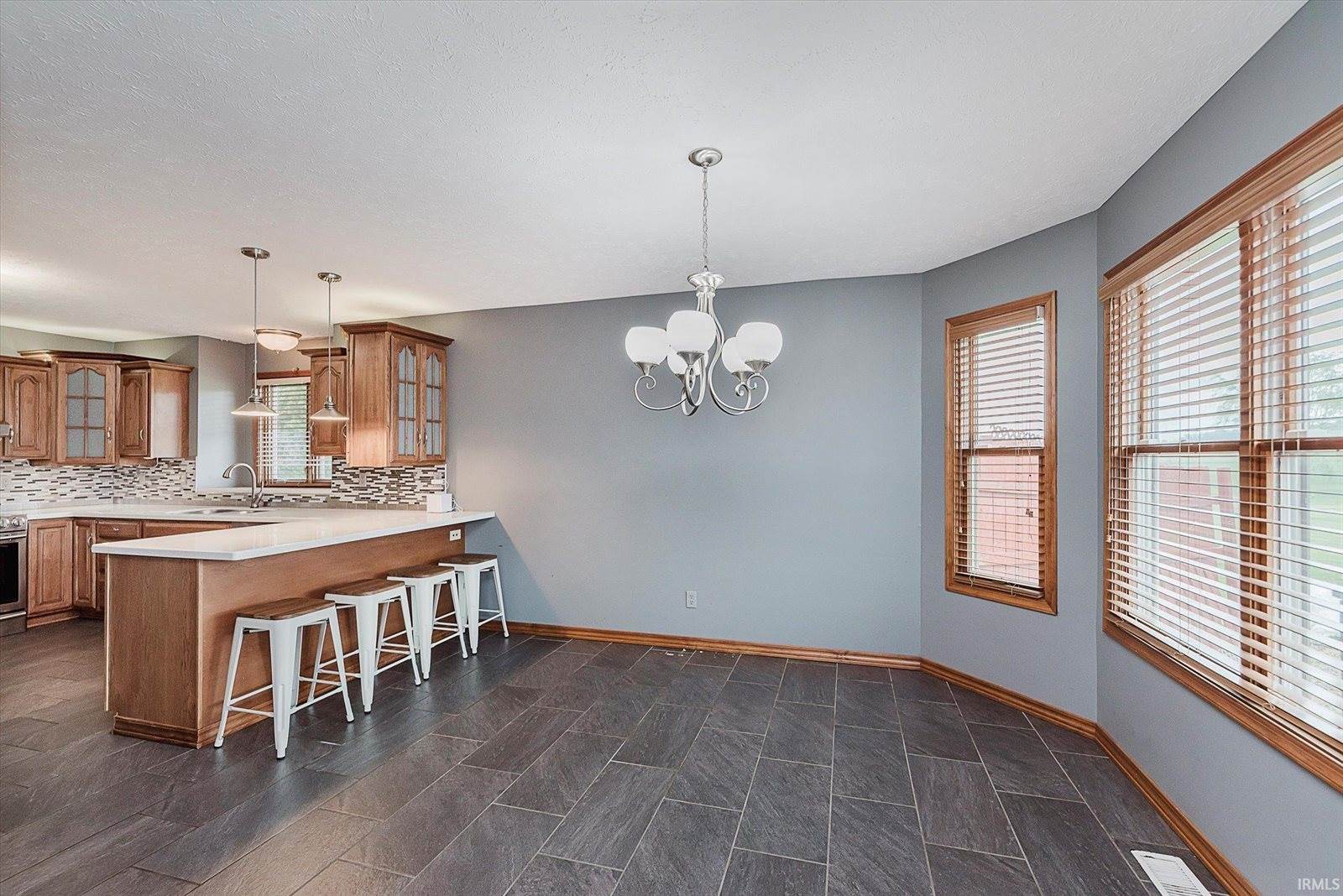 6445 E US Highway 35, Losantville, IN 47354