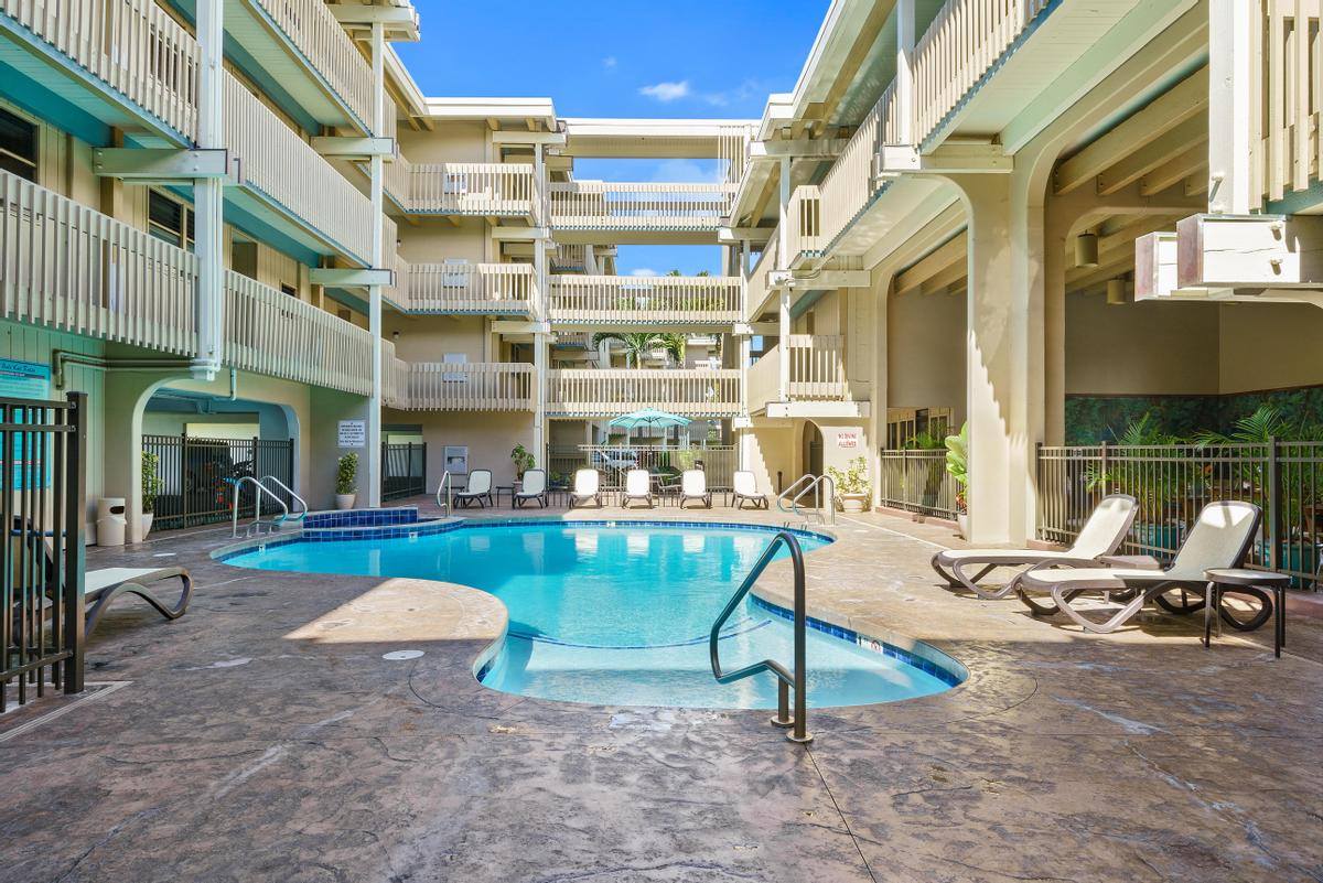 76-6246 Alii Dr, Kailua-Kona, HI 96740