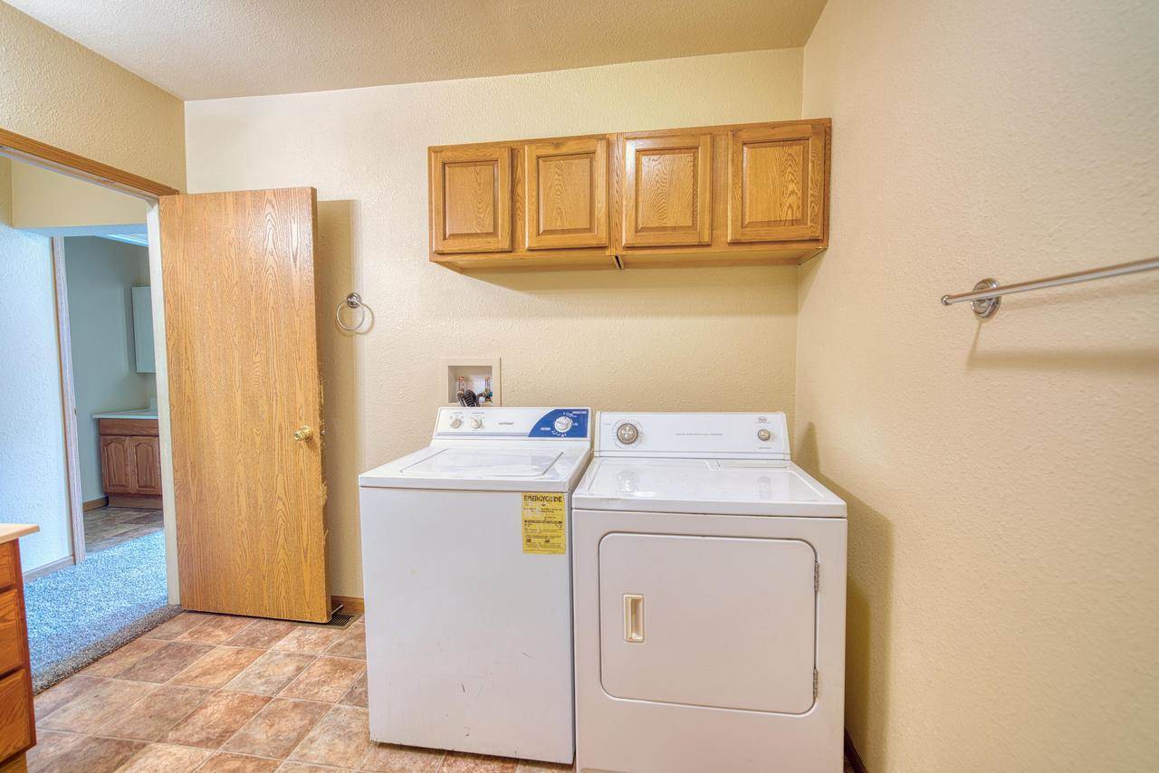 230 S Whiton St #232, Whitewater, WI 53190