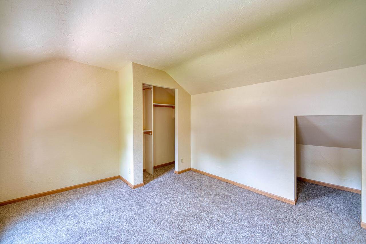 230 S Whiton St #232, Whitewater, WI 53190