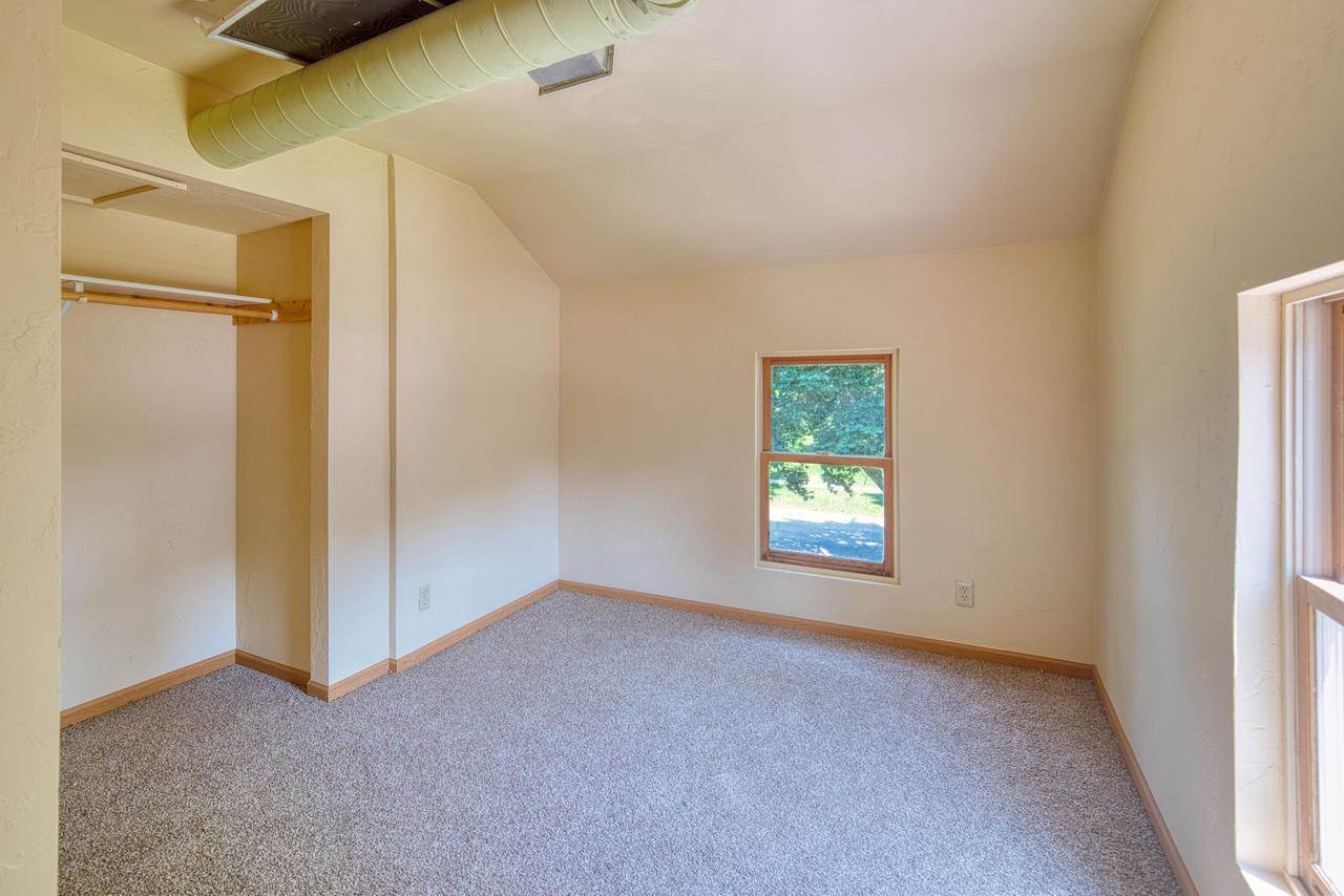 230 S Whiton St #232, Whitewater, WI 53190