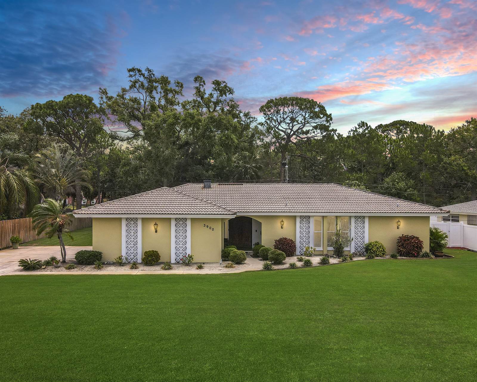 3900 38th Street S, St Petersburg, FL 33711