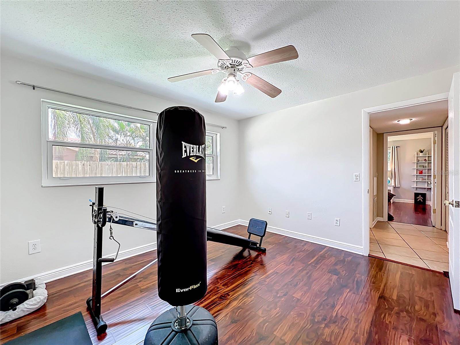 3900 38th Street S, St Petersburg, FL 33711