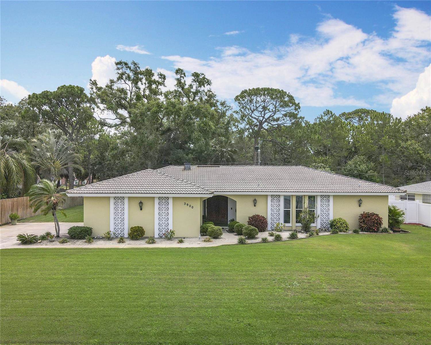 3900 38th Street S, St Petersburg, FL 33711