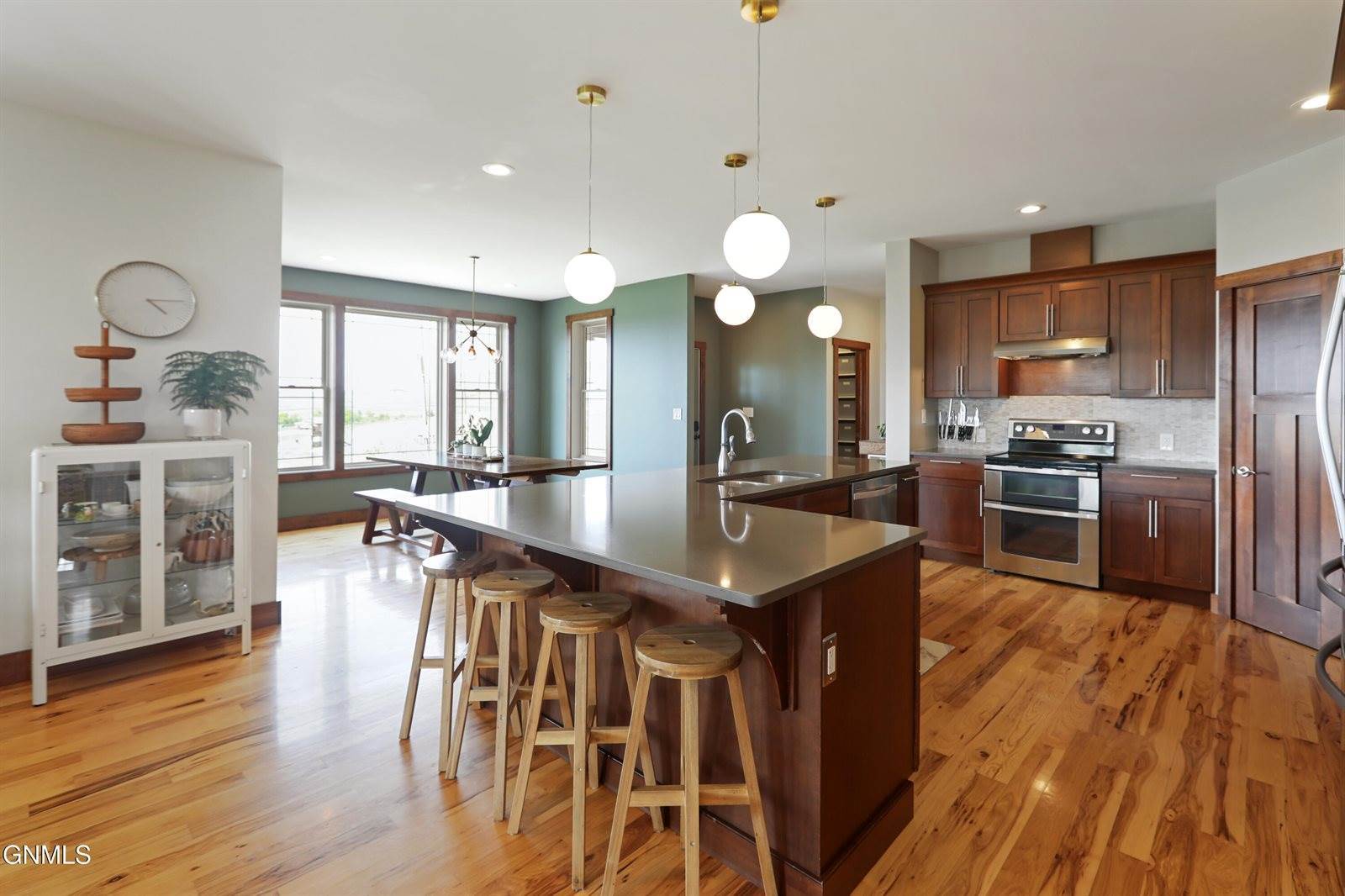 4870 132nd Drive NW, Williston, ND 58801