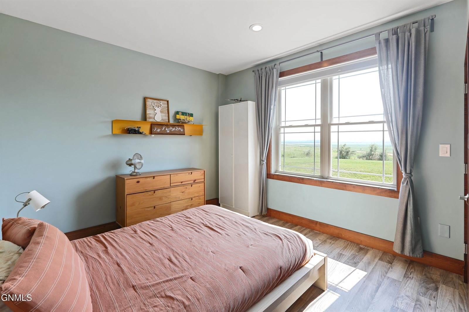 4870 132nd Drive NW, Williston, ND 58801