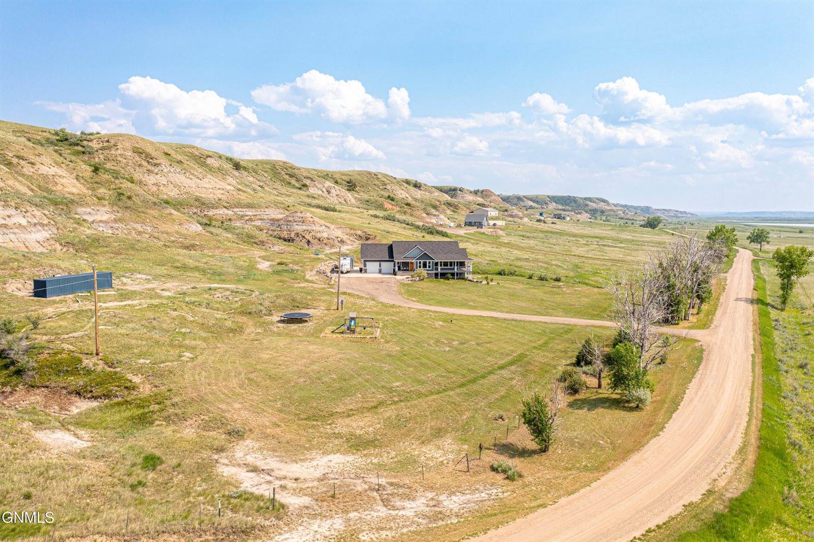 4870 132nd Drive NW, Williston, ND 58801