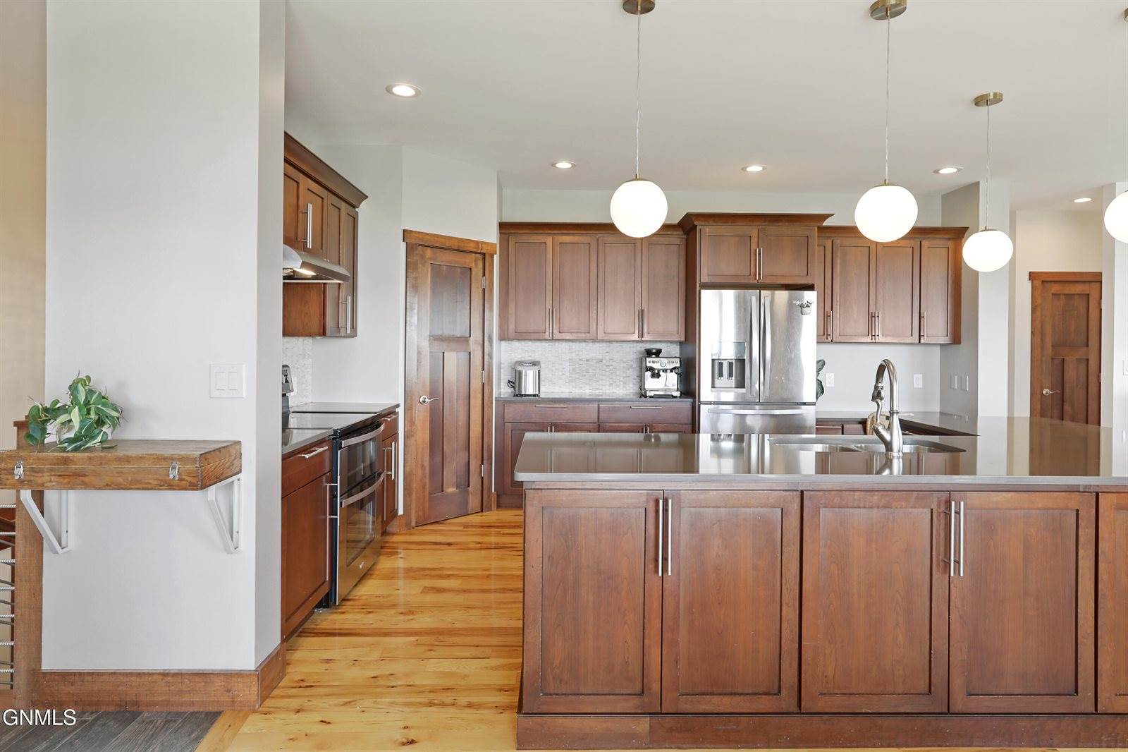 4870 132nd Drive NW, Williston, ND 58801