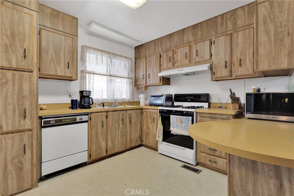 19154 Lindsay Street, Hesperia, CA 92345