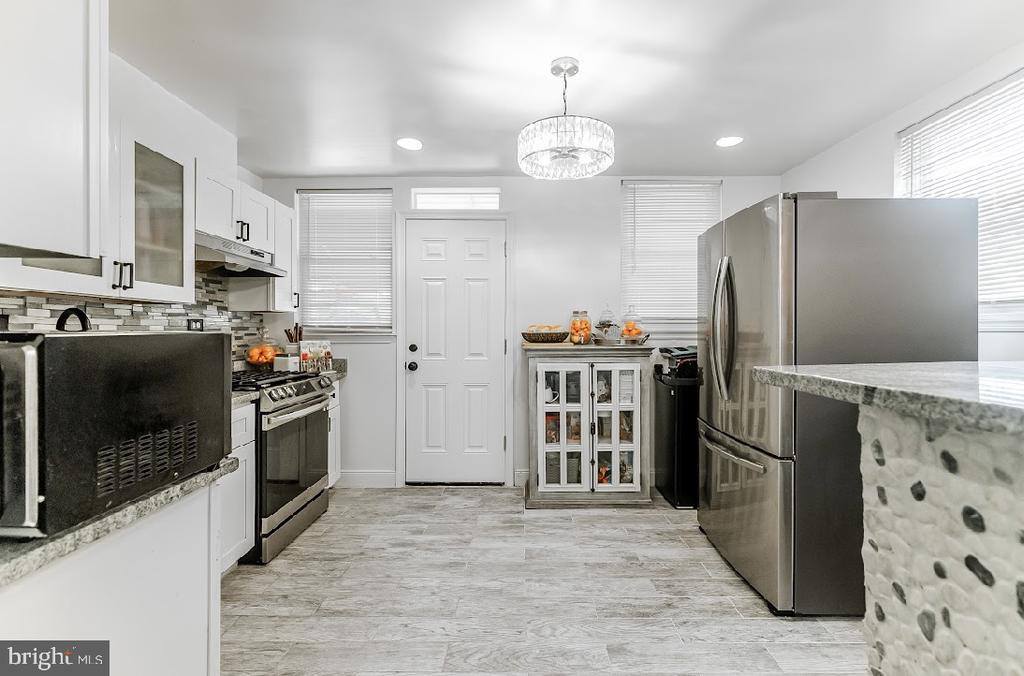 946 Macdade Boulevard, Yeadon, PA 19050