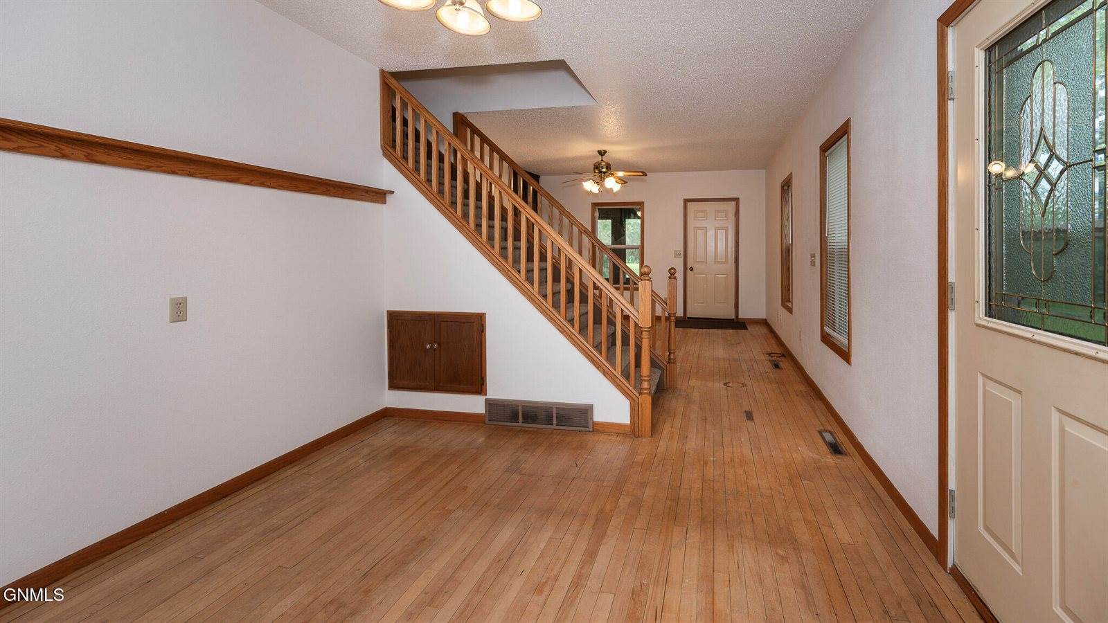 16 Front Avenue East, Menoken, ND 58558