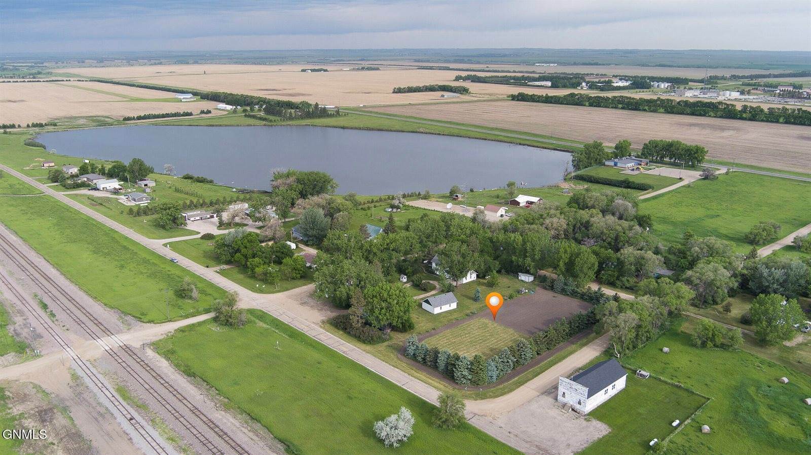 16 Front Avenue East, Menoken, ND 58558