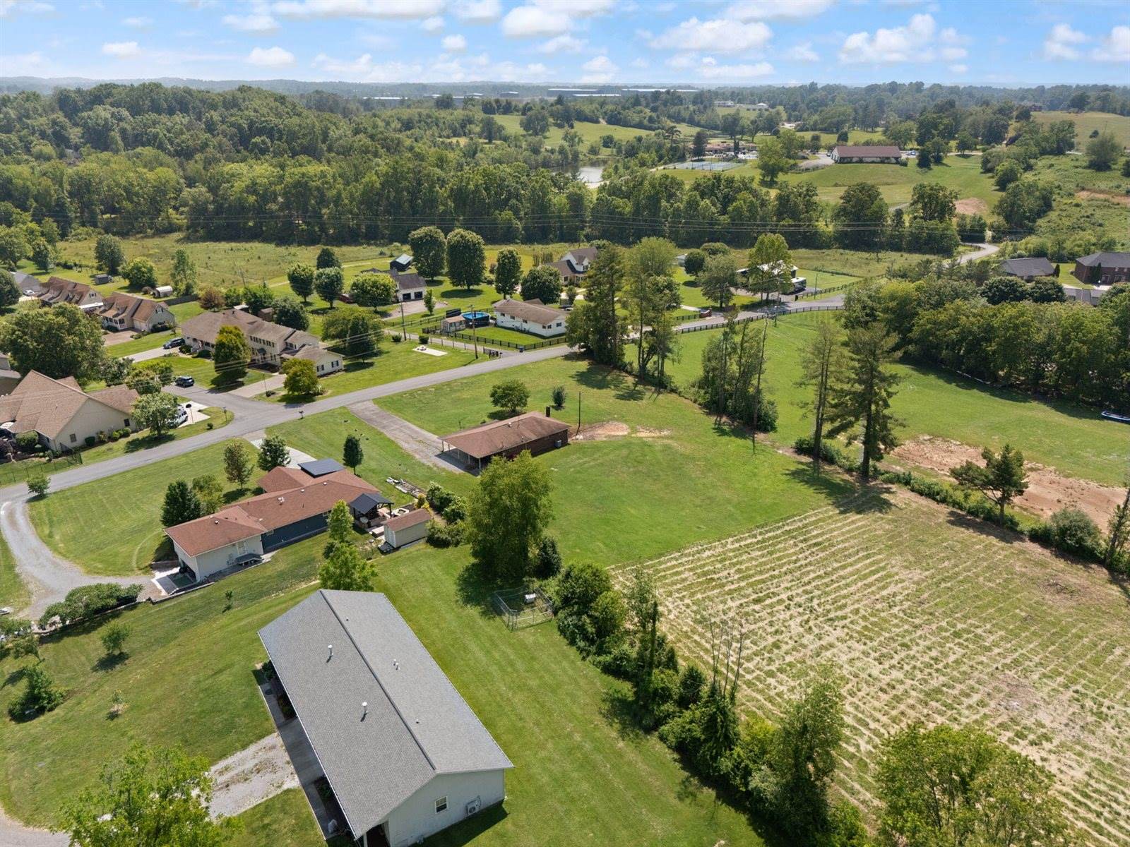 386 Boggs Road, London, KY 40744