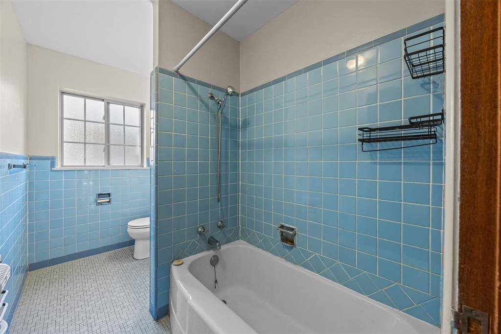 3212 Medina Avenue, Fort Worth, TX 76133