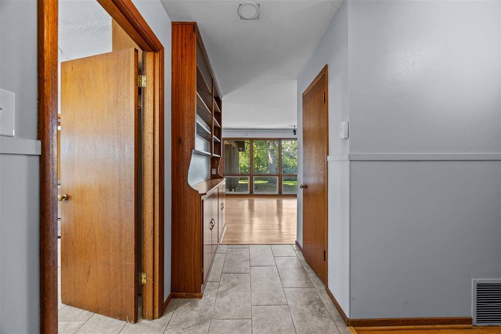 3212 Medina Avenue, Fort Worth, TX 76133