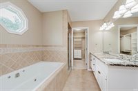 7305 W Saint Andrews Avenue, Yorktown, IN 47396