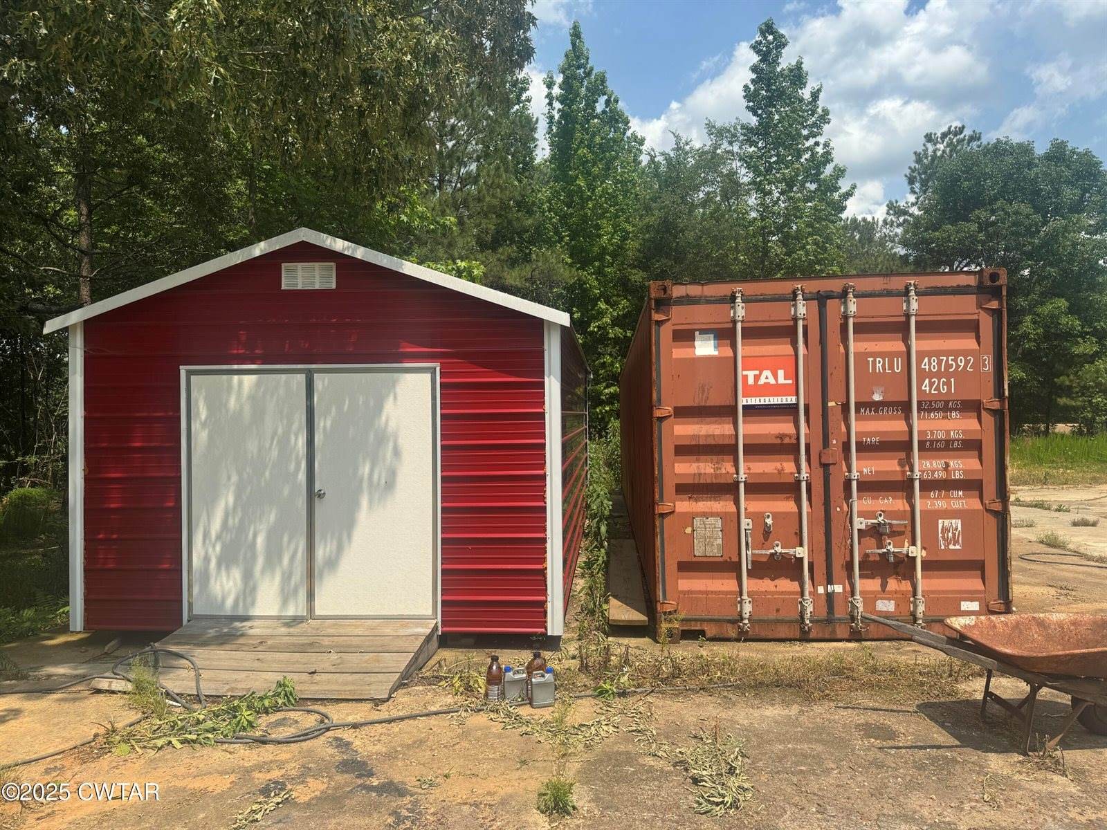 8705 State Route 100 E, Jacks Creek, TN 38347