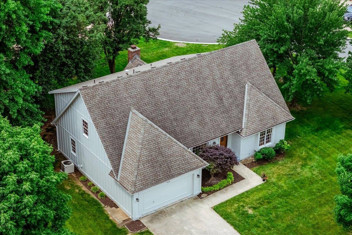 9509 W 116th Terrace, Overland Park, KS 66210