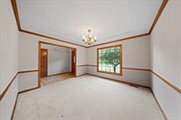 9509 W 116th Terrace, Overland Park, KS 66210