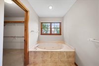 9509 W 116th Terrace, Overland Park, KS 66210