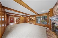 9509 W 116th Terrace, Overland Park, KS 66210