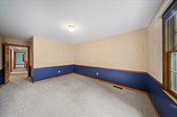 9509 W 116th Terrace, Overland Park, KS 66210