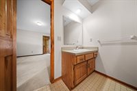 9509 W 116th Terrace, Overland Park, KS 66210