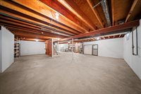 9509 W 116th Terrace, Overland Park, KS 66210