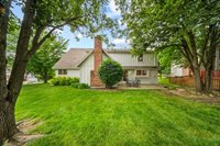 9509 W 116th Terrace, Overland Park, KS 66210