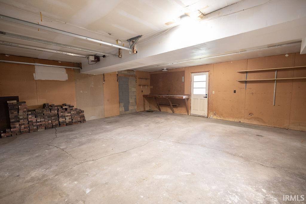 112 Beverly Court, Connersville, IN 47331