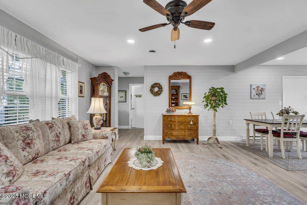 14B Yorkshire Court, Manchester, NJ 08759