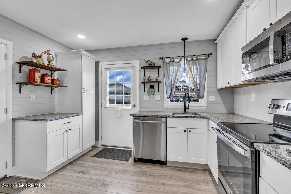 14B Yorkshire Court, Manchester, NJ 08759