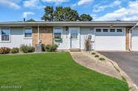 14B Yorkshire Court, Manchester, NJ 08759