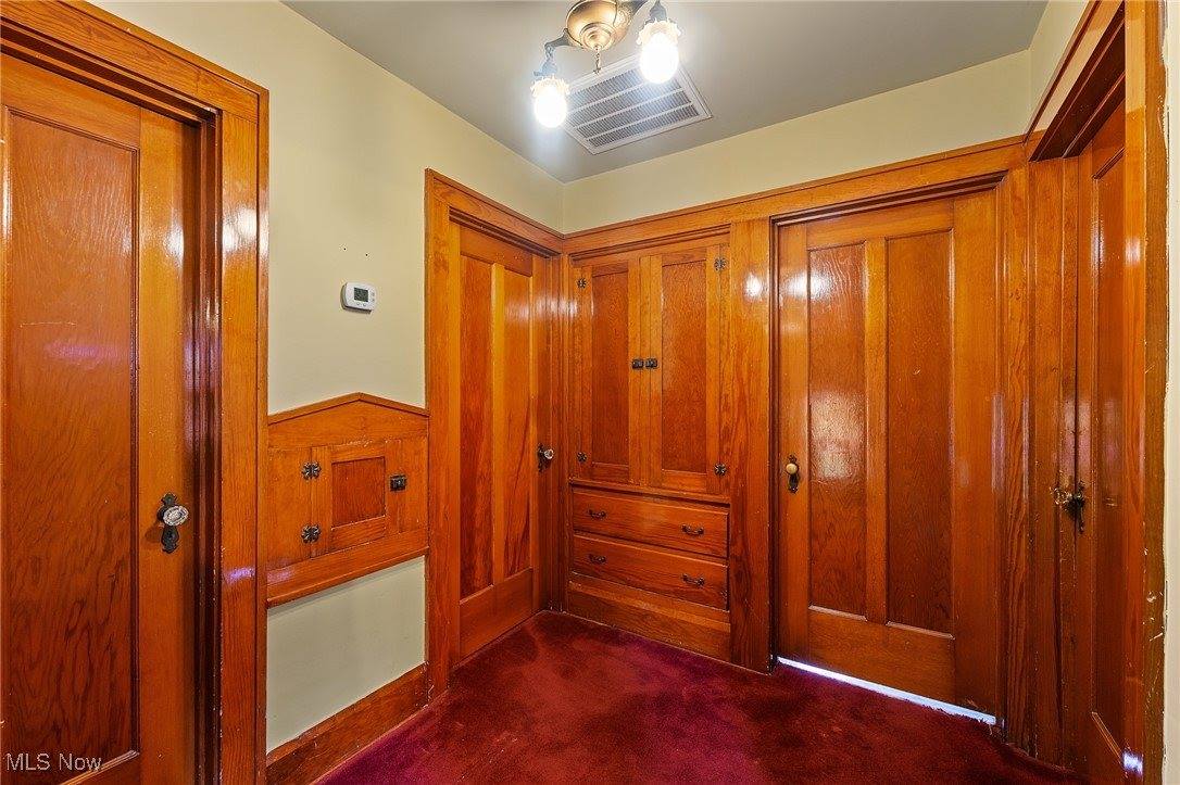 97 Overlook Boulevard, Struthers, OH 44471