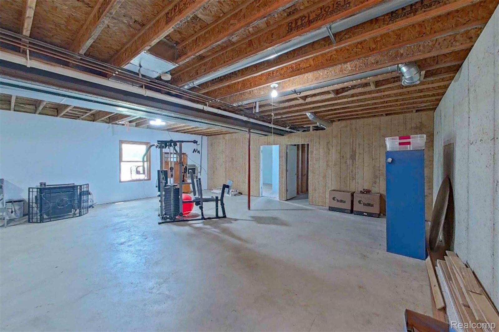 3749 Chase Lake Road, CohoctahTownship_Livingston, MI 48855