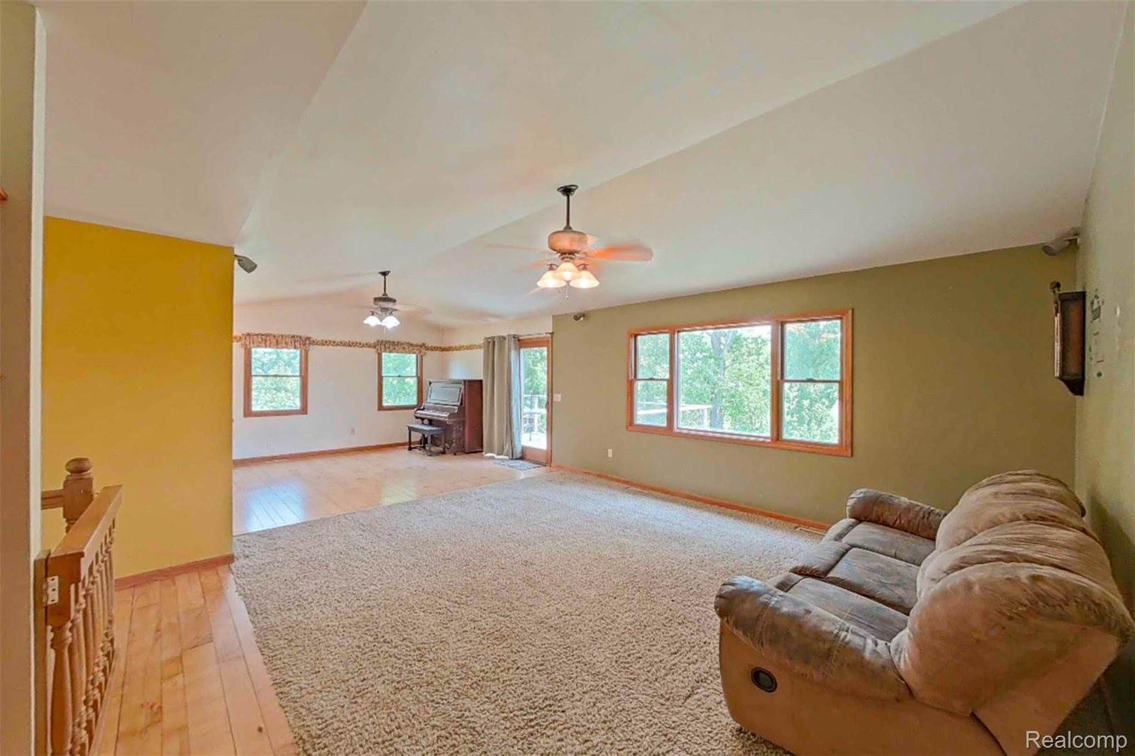 3749 Chase Lake Road, CohoctahTownship_Livingston, MI 48855