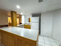 232 NE 60th St, Topeka, KS 66617