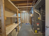 232 NE 60th St, Topeka, KS 66617