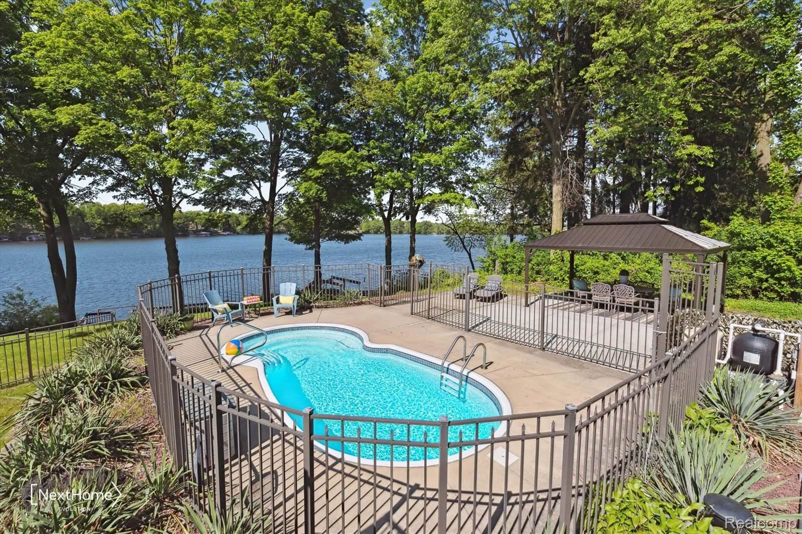 47400 West Huron River Drive, VanBurenCharterTownship_Wayne, MI 48111