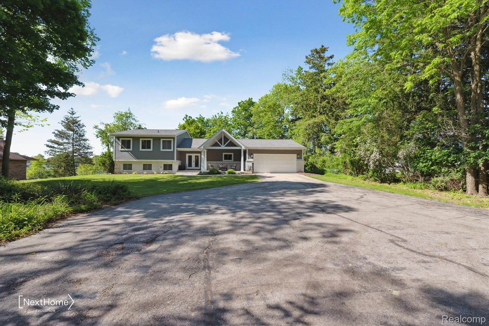 47400 West Huron River Drive, VanBurenCharterTownship_Wayne, MI 48111