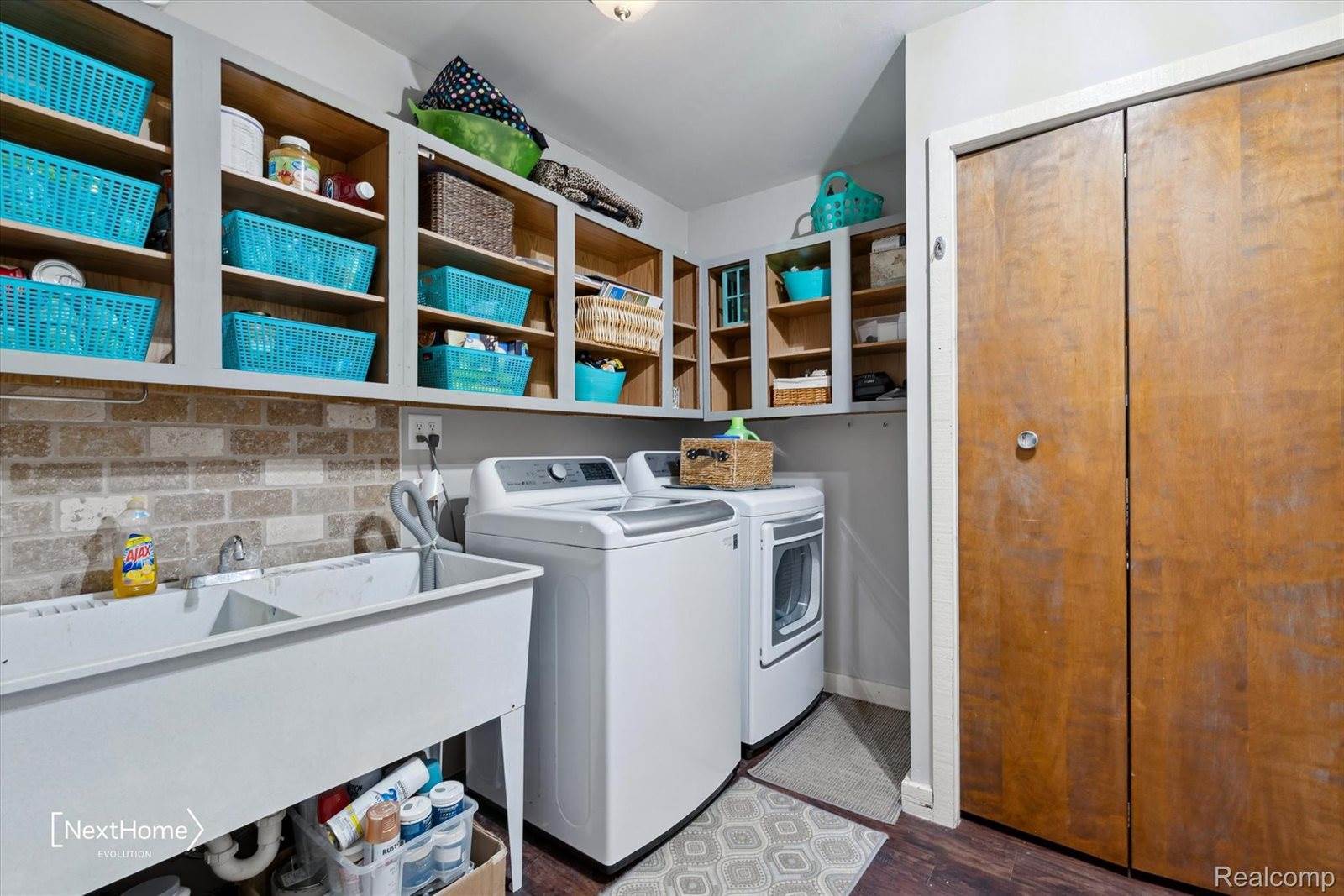 47400 West Huron River Drive, VanBurenCharterTownship_Wayne, MI 48111