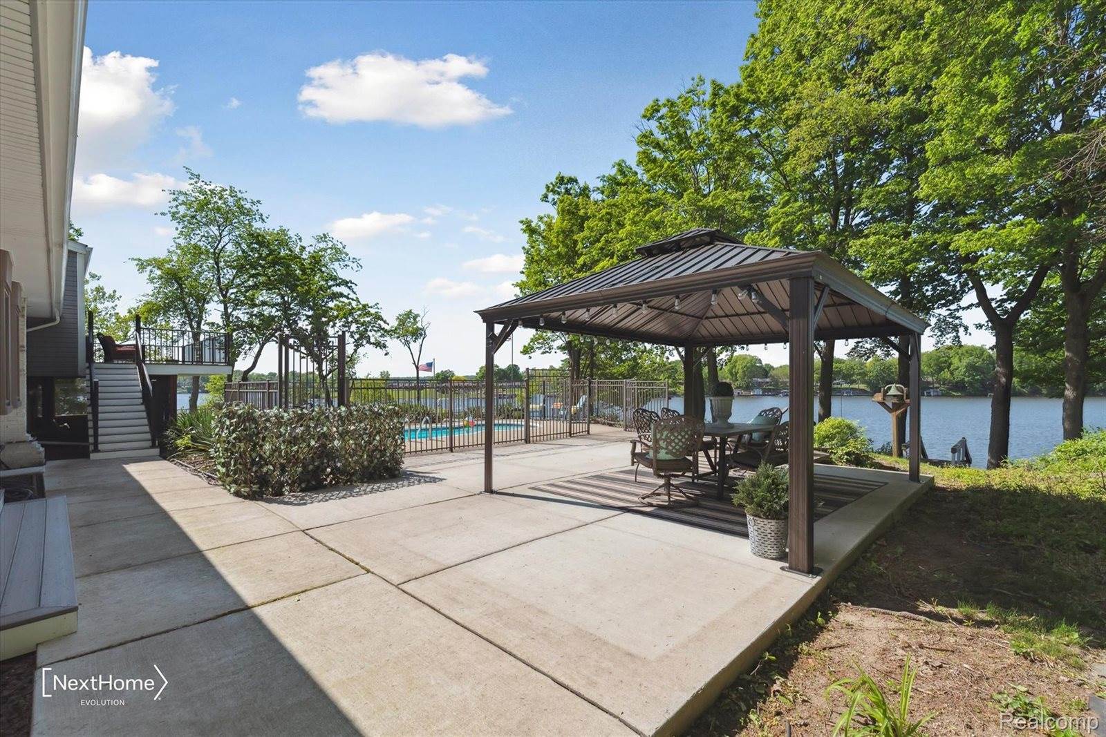 47400 West Huron River Drive, VanBurenCharterTownship_Wayne, MI 48111