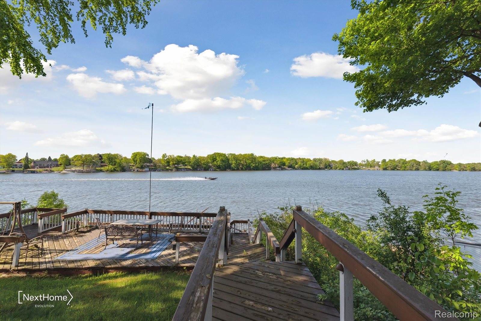 47400 West Huron River Drive, VanBurenCharterTownship_Wayne, MI 48111