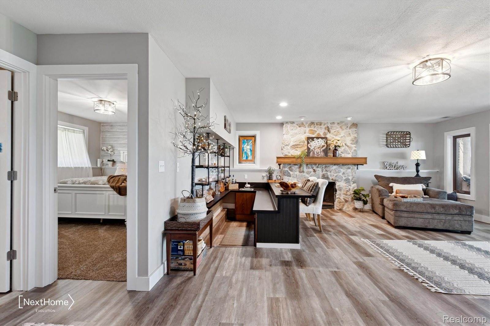 47400 West Huron River Drive, VanBurenCharterTownship_Wayne, MI 48111