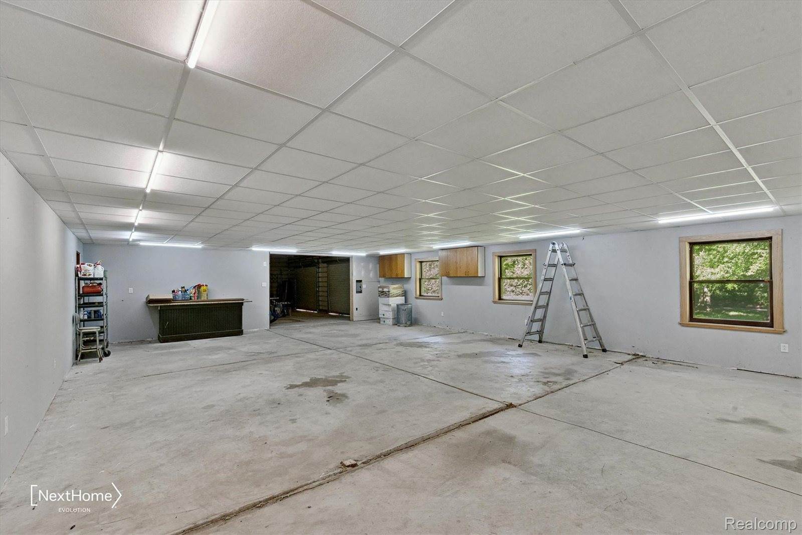 47400 West Huron River Drive, VanBurenCharterTownship_Wayne, MI 48111