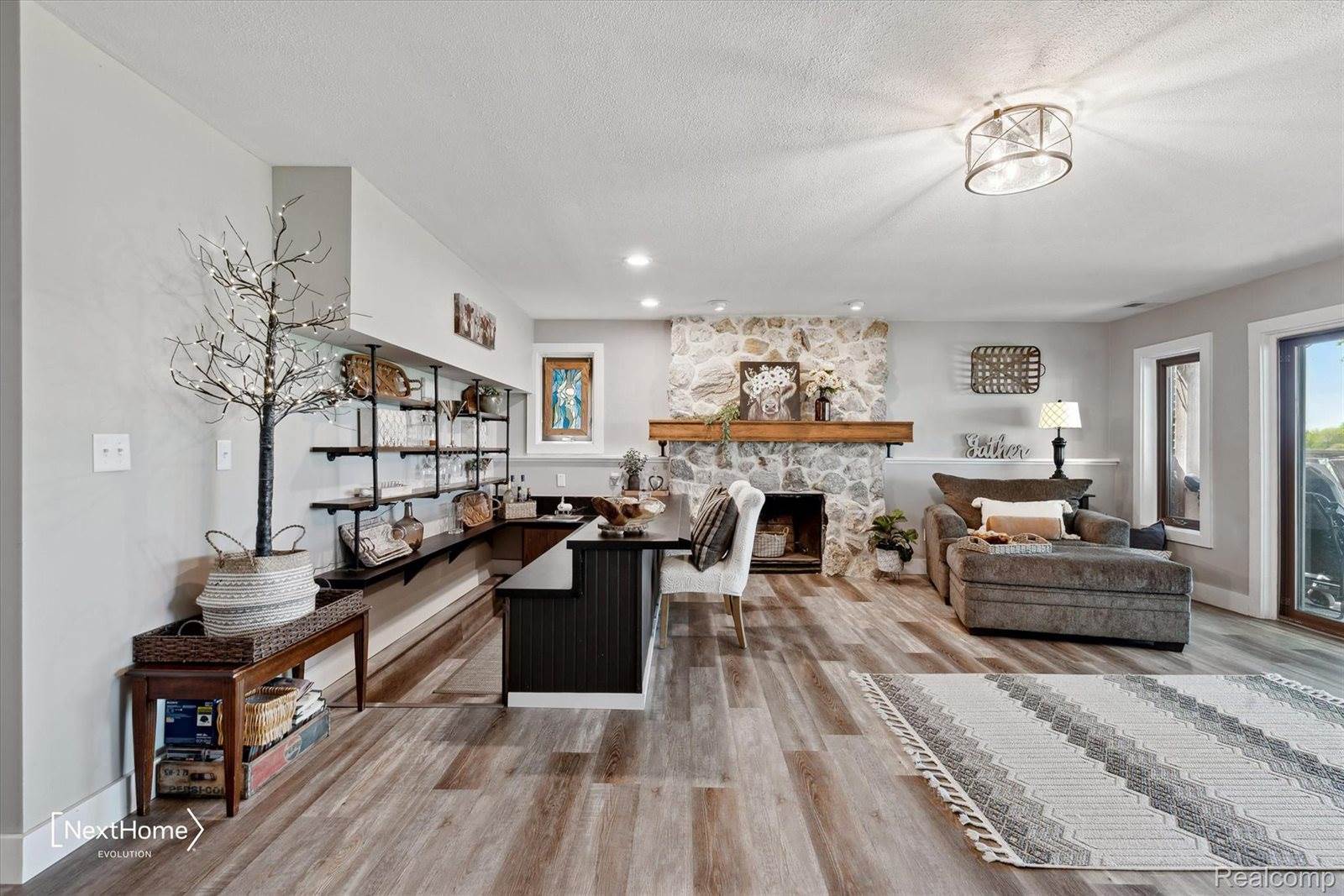 47400 West Huron River Drive, VanBurenCharterTownship_Wayne, MI 48111