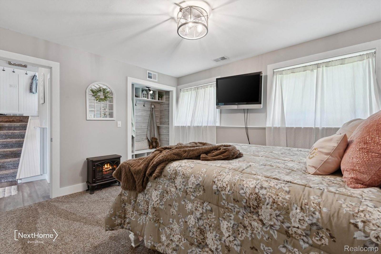 47400 West Huron River Drive, VanBurenCharterTownship_Wayne, MI 48111