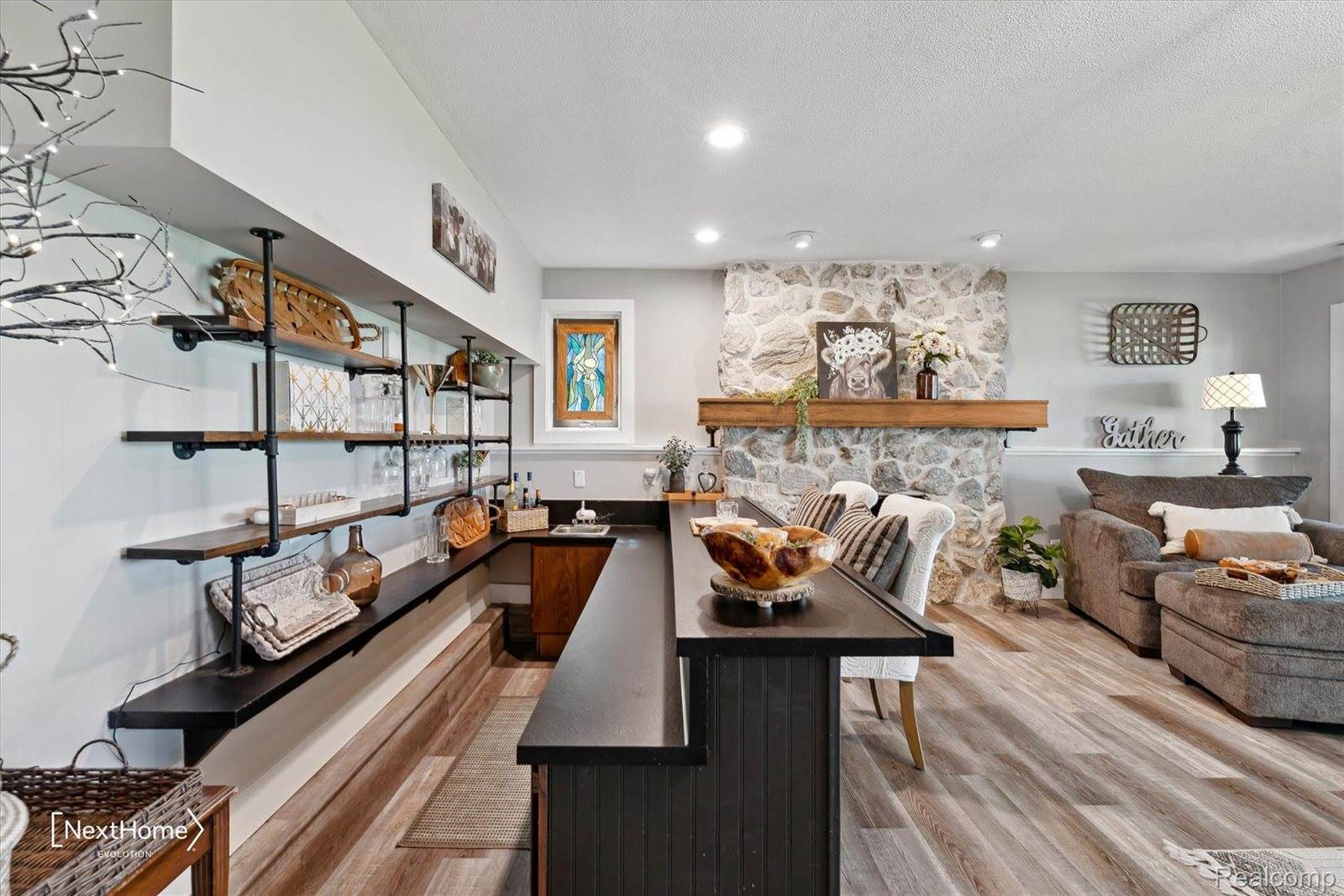 47400 West Huron River Drive, VanBurenCharterTownship_Wayne, MI 48111