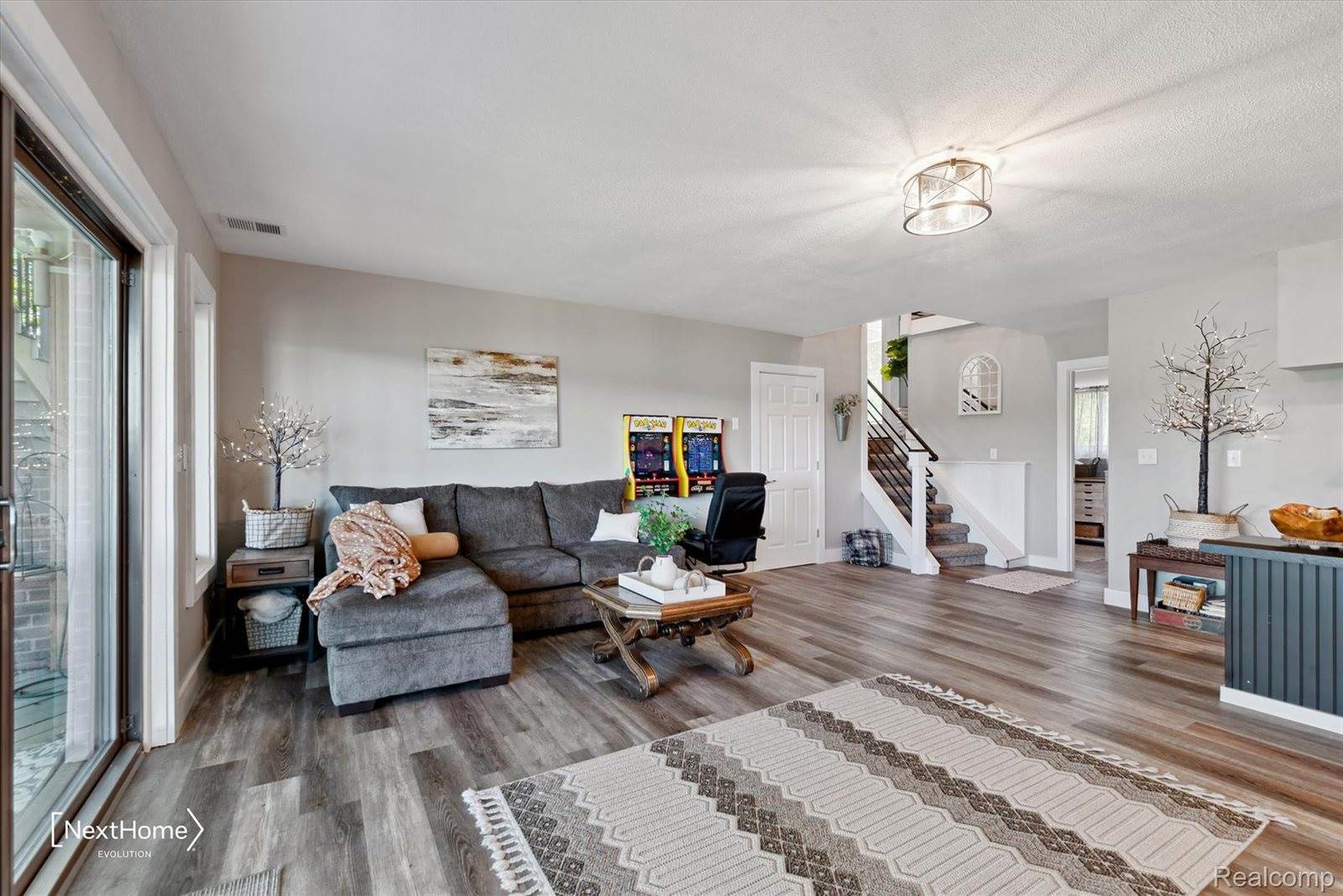 47400 West Huron River Drive, VanBurenCharterTownship_Wayne, MI 48111